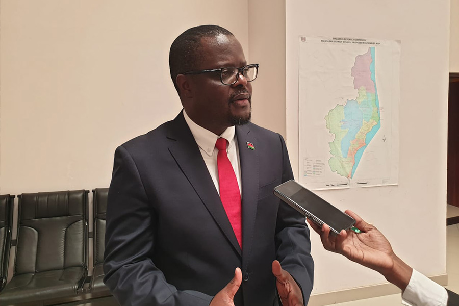 Mumba to Remain Independent In Parliament